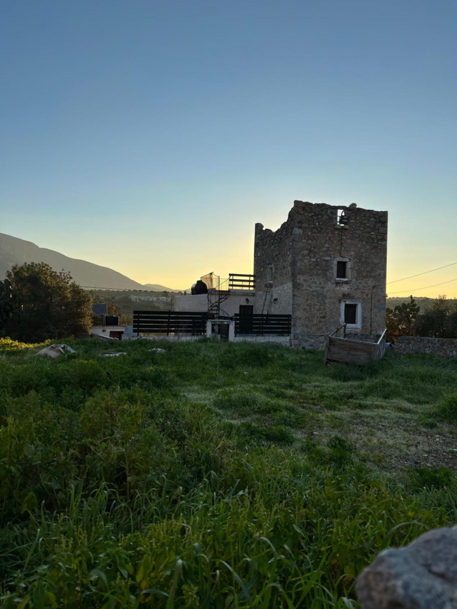 Nigos Villa Okhia Exterior photo