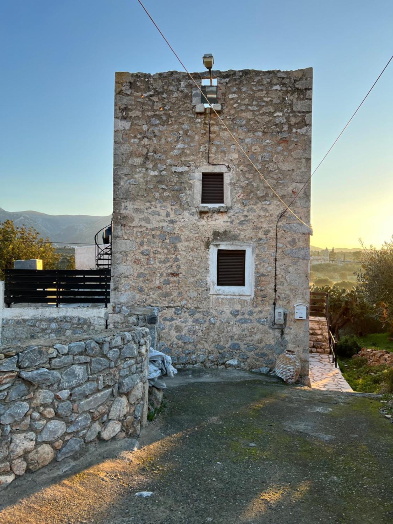 Nigos Villa Okhia Exterior photo